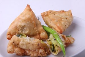 Street Style Aloo Samosa